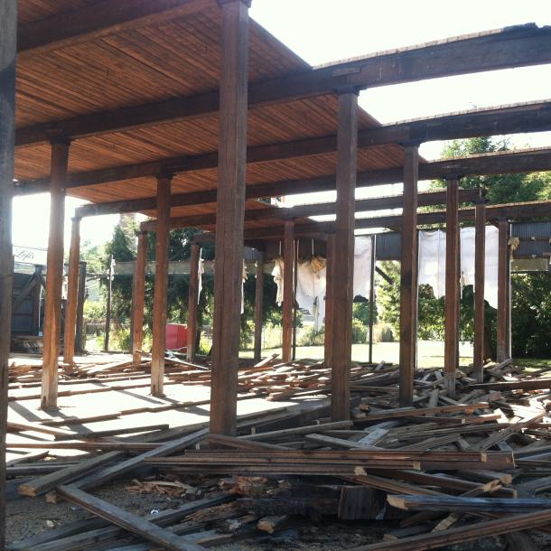 Pioneer Millworks reclaims timbers from Kentucky tobacco warehouse