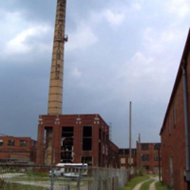 Pioneer Millworks reclaims timbers from Mersman Table Factory