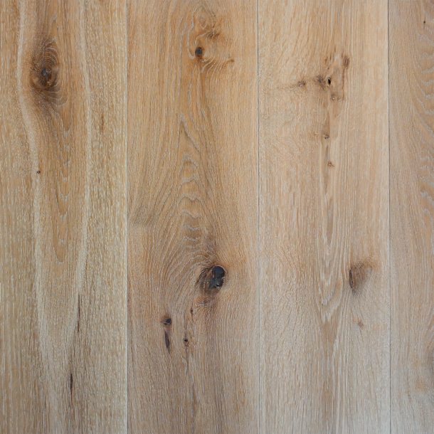 Engineered Casual White Oak 5% White