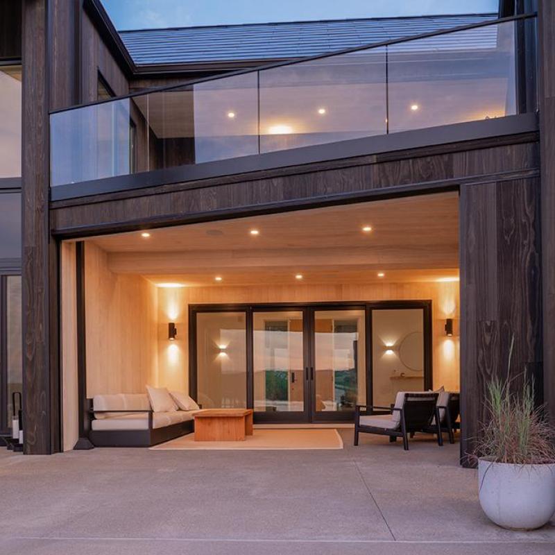 Pioneer Millworks Accoya Sand -- Photos by Don Cochrane