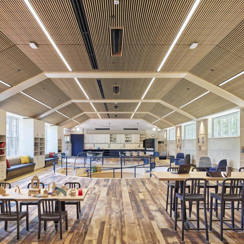 Pioneer Millworks Settlers' Plank Mixed Oak w/ Oil. Photo by Jeffery Totaro.