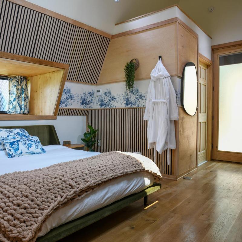 Pioneer Millworks Casual White Oak